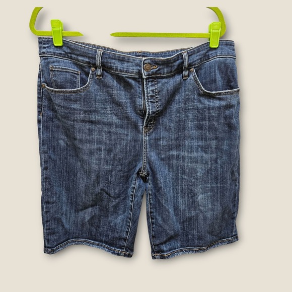 Chicos So Slimming Girlfriend Denim Shorts US Size 16 Blue Jean Capri - Picture 1 of 9